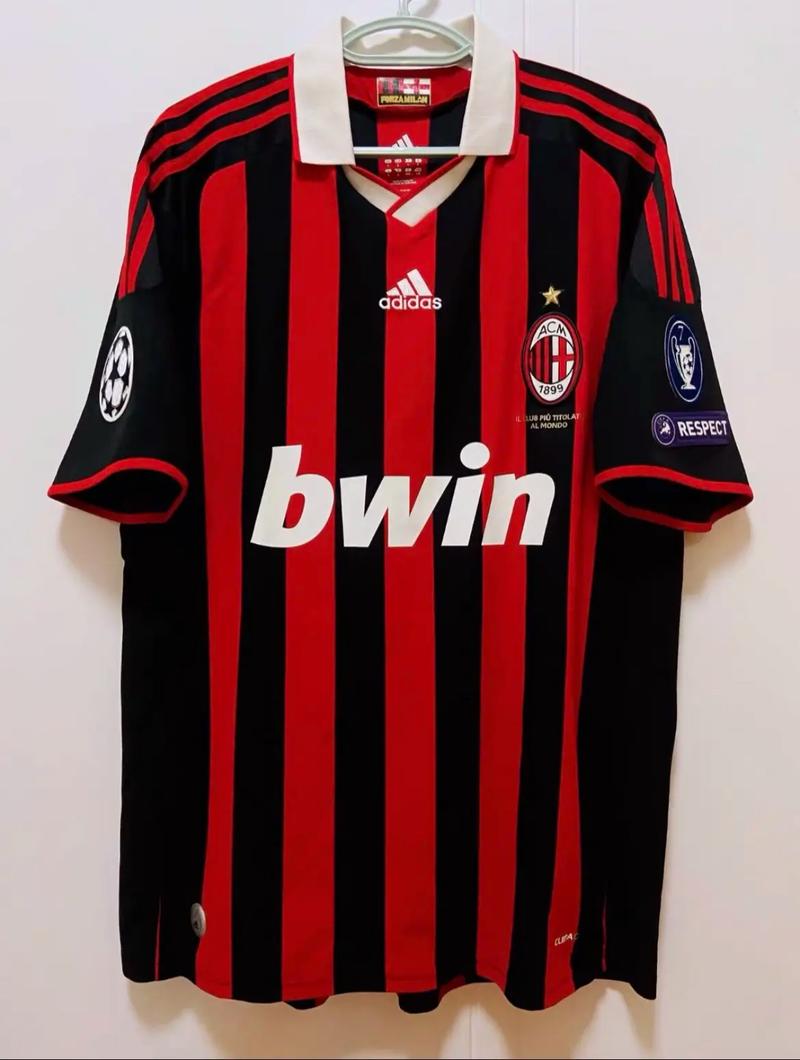 迪马：国米夏天也曾问价拉比奥，但因签迪乌夫搁置这一交易（迪马：国米今夏曾询价拉比奥，因签下迪乌夫而搁置交易）