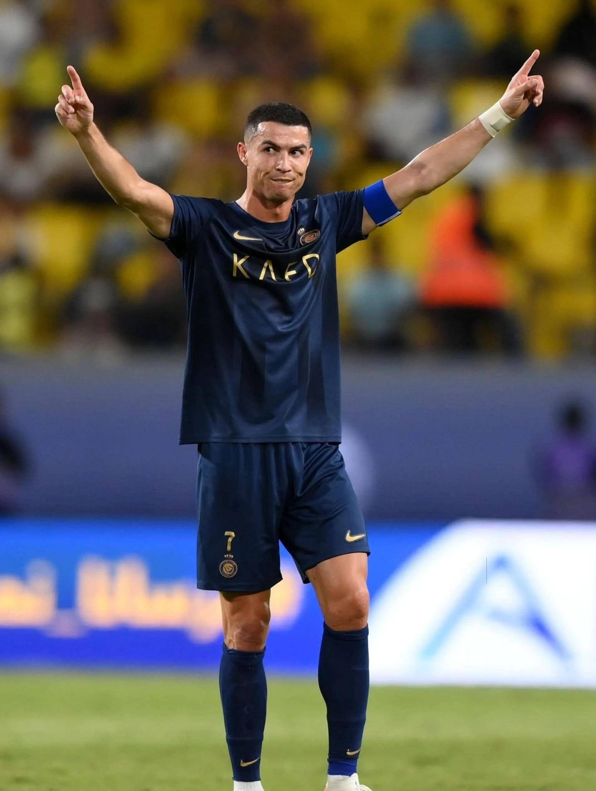 土媒：费内巴切有意引进桑乔，并希望在冬窗完成交易（土媒称费内巴切有意签下桑乔，力争在冬窗完成交易）