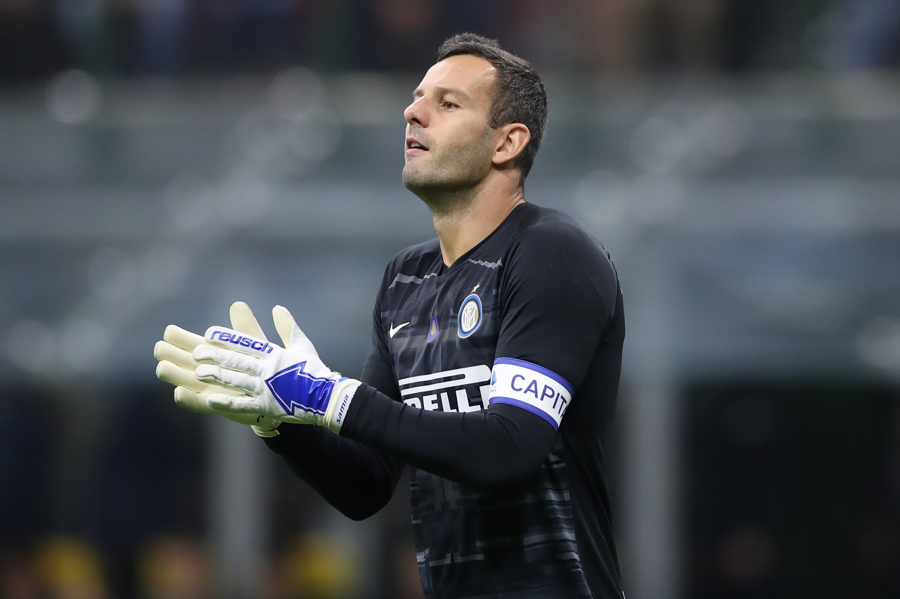 孔帕尼：阿方索等人复出的故事，是我们点燃团队精神的新火焰（孔帕尼：阿方索等人的回归经历，为团队精神注入新的火种）