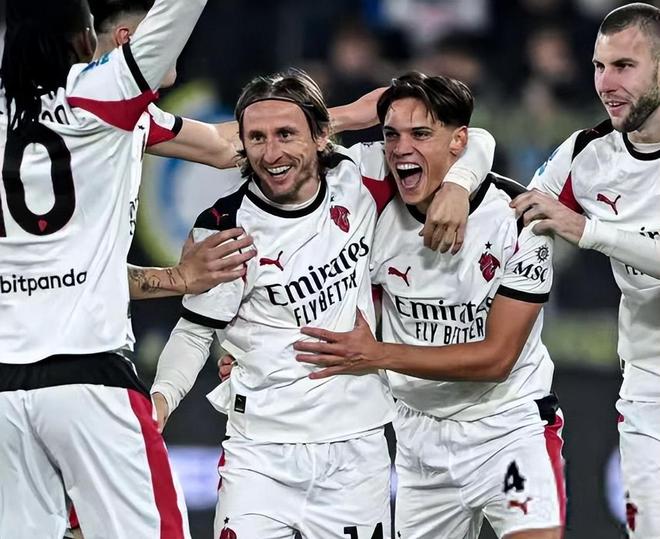 还有8个直通名额，美加墨世界杯已经确认34个席位（美加墨世界杯34席已定，直通名额仅剩8个）