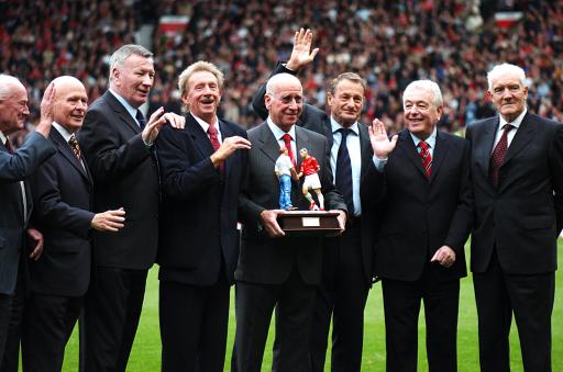 英超：利物浦4-0大胜埃弗顿（英超：利物浦4球零封埃弗顿）