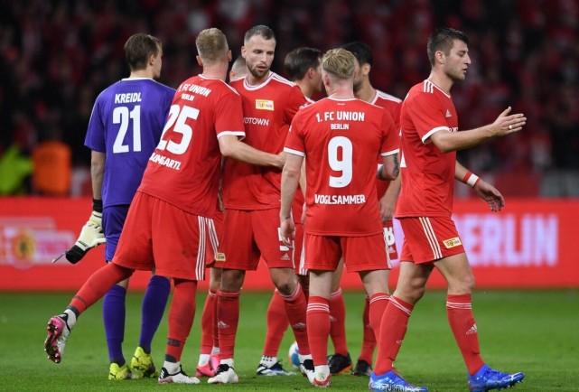 蒙特拉：上次惨败西班牙是因为没休息好，赢7个完全有可能（蒙特拉称败给西班牙因休息不足：状态佳时赢7球并非不可能）