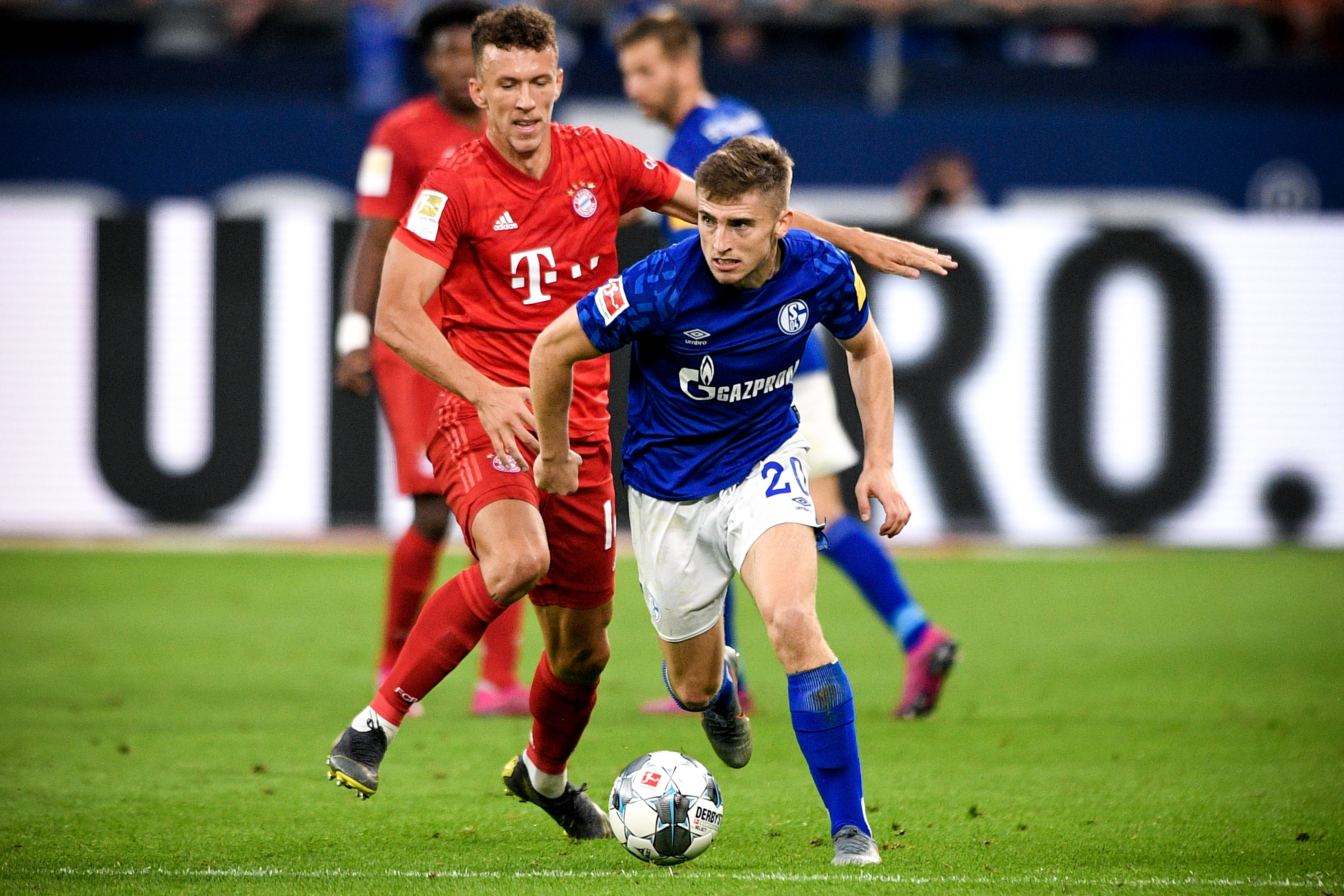 神户后卫：与申花的比赛并不轻松，感谢权田修一的扑点（神户后卫：战申花并不轻松，感谢权田修一扑出点球）