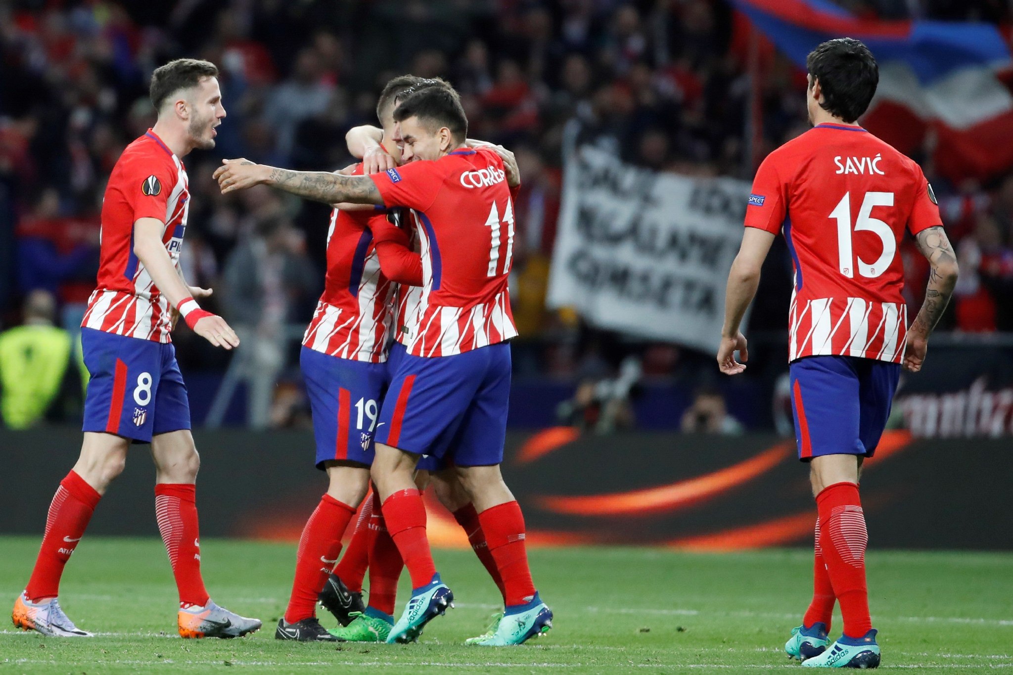 意甲：国米主场3-1击败博洛尼亚（意甲：国际米兰主场3比1力克博洛尼亚）