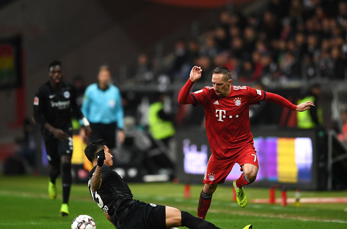 荷媒：阿贾克斯总监和滕哈格进行了长时间交谈，希望他二进宫（荷媒：阿贾克斯总监与滕哈格深度交流，期待其回归二度执教）