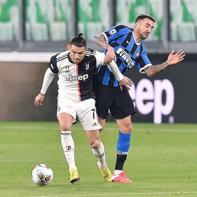 穆勒：下赛季我还会在温哥华白浪，我对这里非常满意（穆勒确认留队：下赛季继续效力温哥华白浪，我在这里很满意）