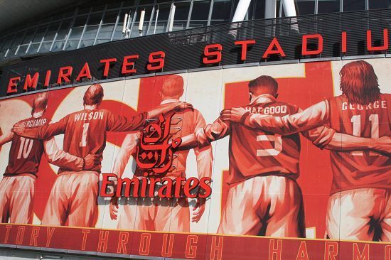 掘金核心稳健带队获胜（掘金当家稳扎稳打率队取胜）