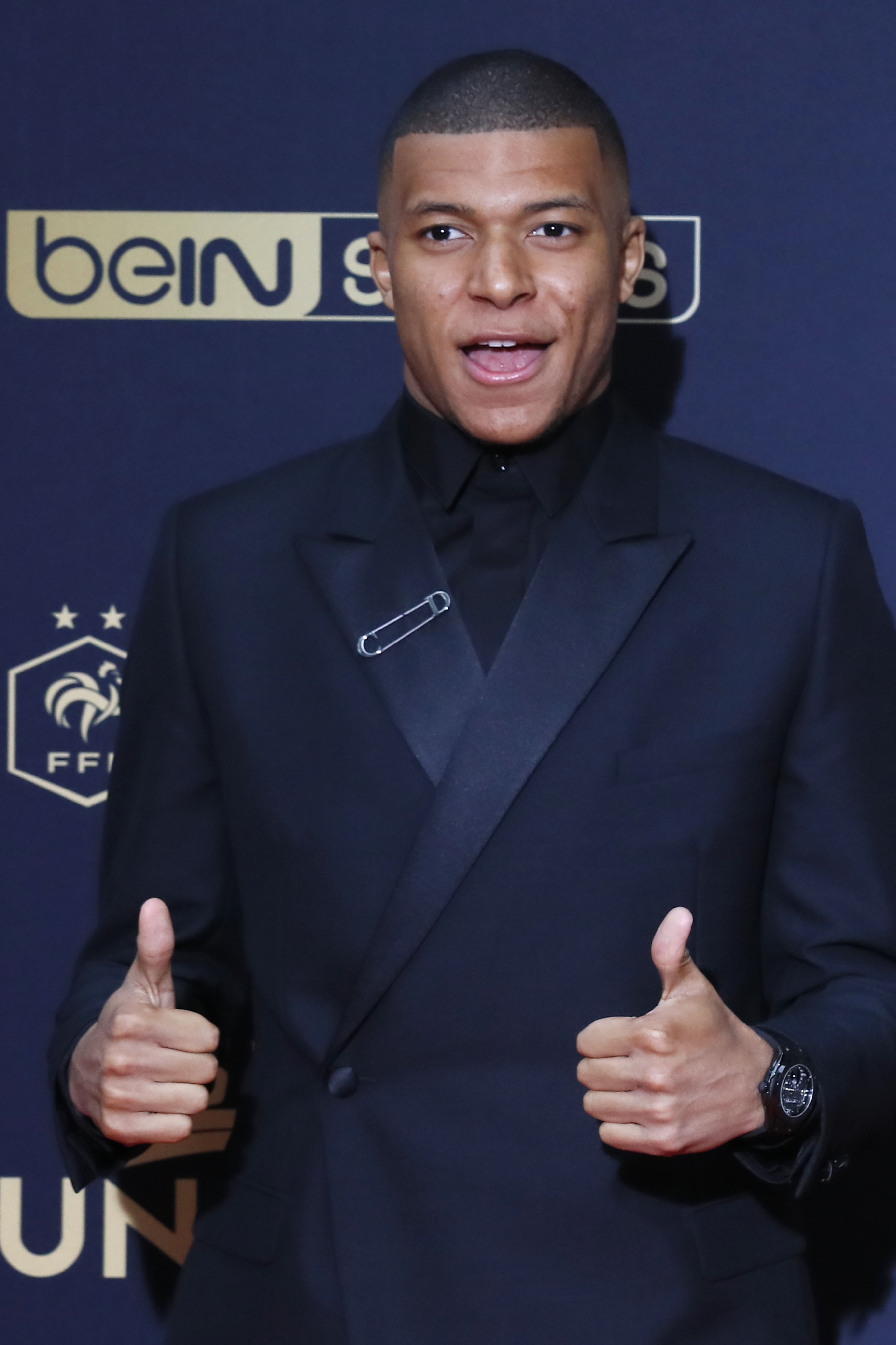 伯纳尔：要继续努力才能回到最佳水平，过去一年对我来说很难（伯纳尔：过去一年艰难，我需继续努力重回最佳状态）