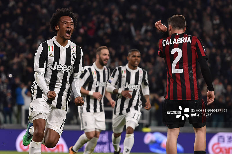 巴萨3-1马竞四分领跑积分榜，拉菲尼亚建功，莱万失点（巴萨3-1击退马竞，以4分优势领跑积分榜，拉菲尼亚破门，莱万罚丢点球）