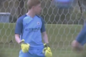 博主：广岛三箭主帅斯基伯目前并不存在去山东泰山的可能性（博主称：广岛三箭主帅斯基伯暂不可能执教山东泰山）